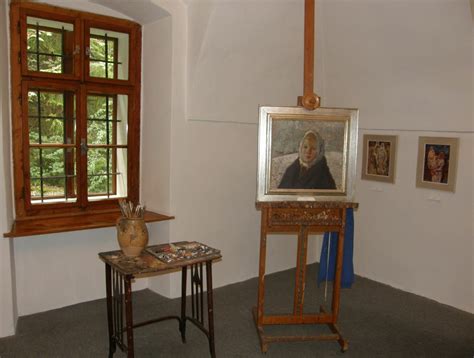 Portrét Márie Medveckej s oravskými motívmi