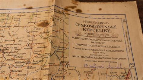 historicka mapa cinnskej krajiny s vyznacenim toku energie