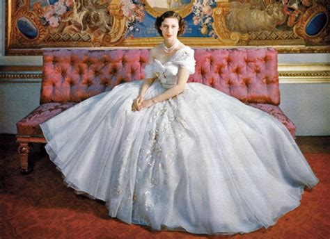 Mladá princezná Alžbeta s princeznou Margaret