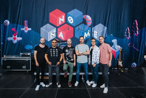 Skupina No Name na koncerte v Prahe