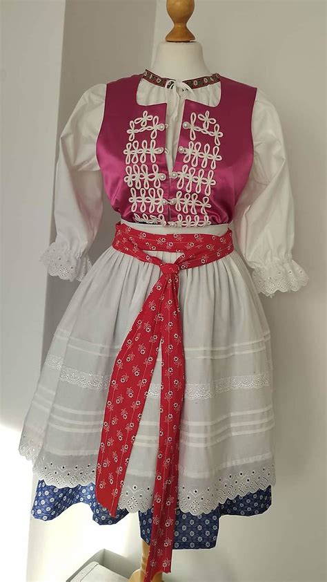 Symbol slovenskej kultúry - ľudový kroj