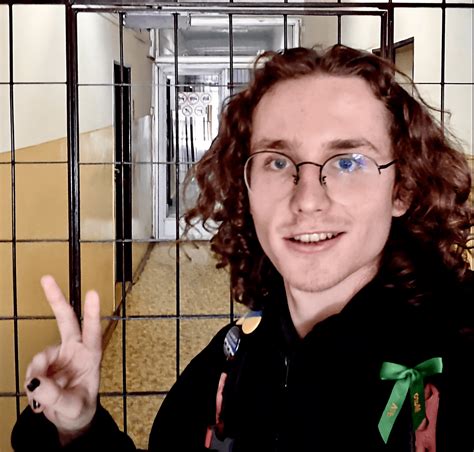 Plnoletý študent