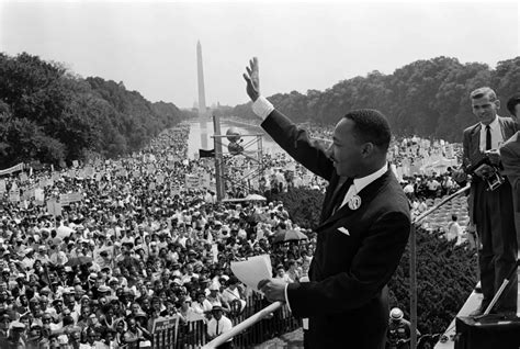 Socha Martina Luthera Kinga Jr. počas Dňa Martina Luthera Kinga