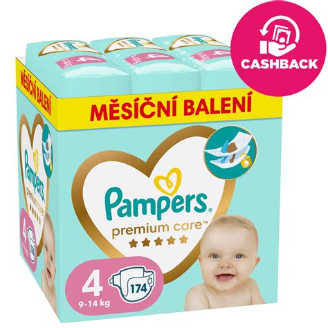 Rôzne typy balení vlhčených obrúskov Pampers na poličke v obchode