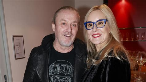 Josef Vojtek s manželkou Jovankou a deťmi
