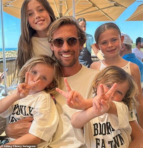 Peter Crouch family