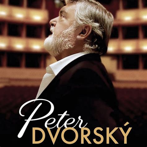 Peter Dvorský mladý s ľudovým krojom