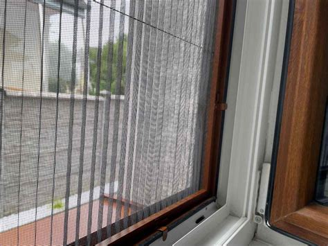 Detail integrovaného bazénika a sieťky proti hmyzu v plážovom stane