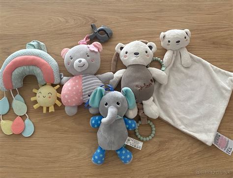 ilustrácia hračiek pre bábätko