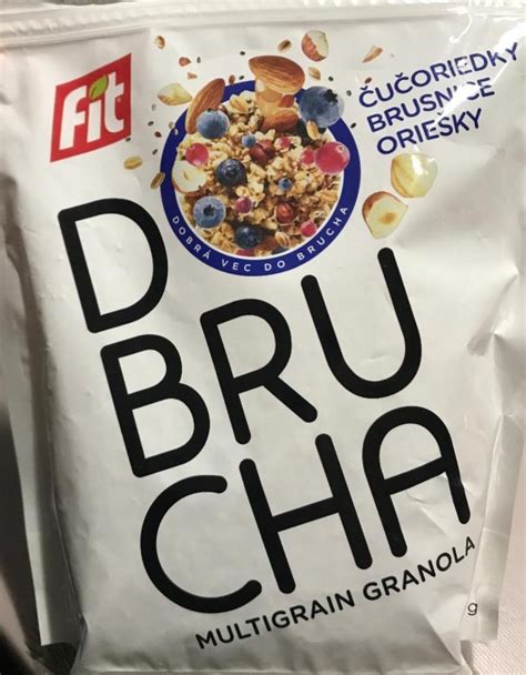 Žena aplikujúca si injekciu heparínu do brucha