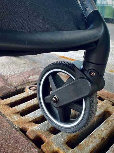 odpruženie kočíka