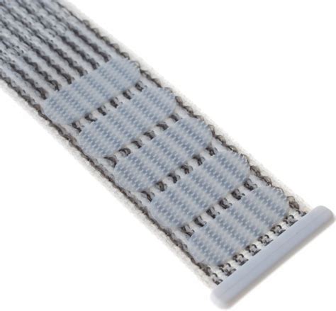 Detail suchého zipsu na poťahu madla