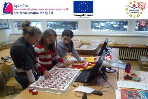 Deti pracujú s písmenkami