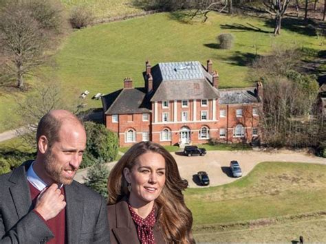 Mapa: Rodinné sídla a školy princa Georgea - Lambrook, Eton, Anmer Hall
