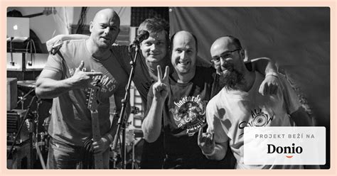 Fotografia debutového albumu Nocadeň