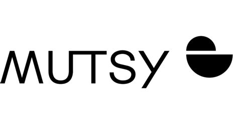 Logo a historické modely kočíkov Mutsy