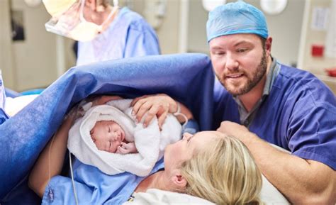 pripravená žena pri pôrode