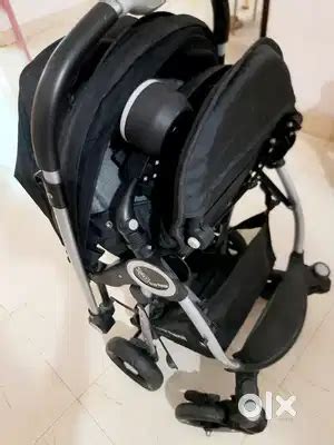 Second-hand baby stroller and accessories in good condition