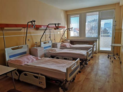 Detail interiéru zrekonštruovanej izby na oddelení šestonedelia