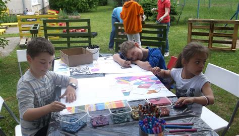 Deti kreslia v nemocničnej izbe