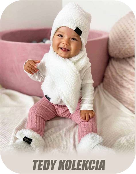 Materiály vianočného oblečenia pre bábätká