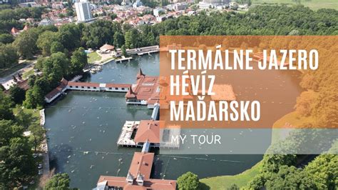 Panoramatický pohľad na termálne jazero Hévíz s leknami a okolitým lesom
