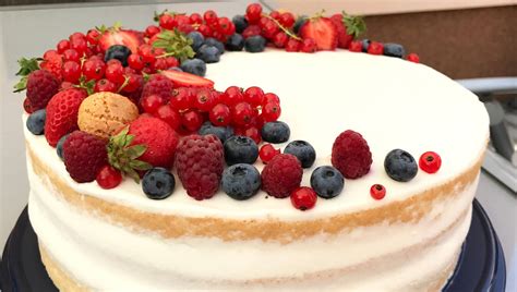 Torta na 1. narodeniny bez cukru s ovocím