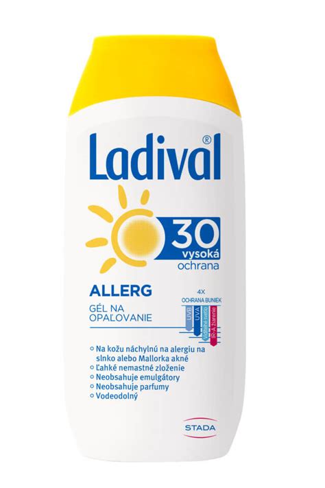 Detský opaľovací krém a letné oblečenie pre bábätko