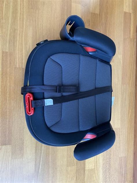 Porovnanie správneho a nesprávneho uchytenia ISOFIX
