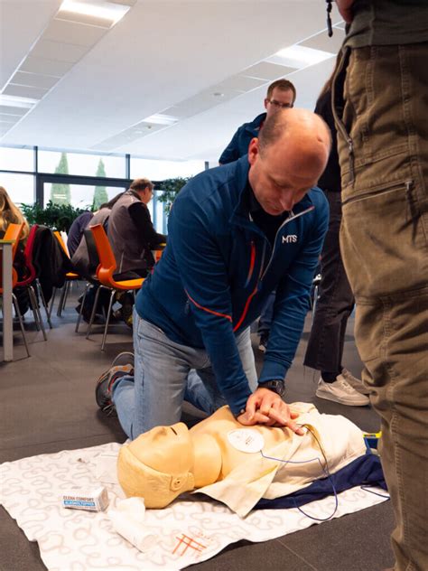 Základy kardiopulmonálnej resuscitácie (KPR)