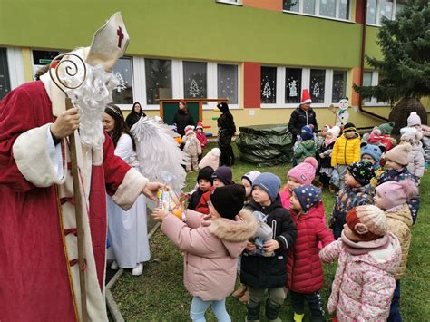 Mikuláš v materskej škole rozdáva radosť