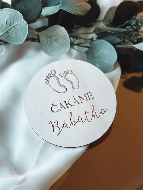 Dizajn etikety s motívmi pre bábätko