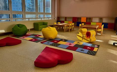moderné detské jasle a vybavenie interiéru