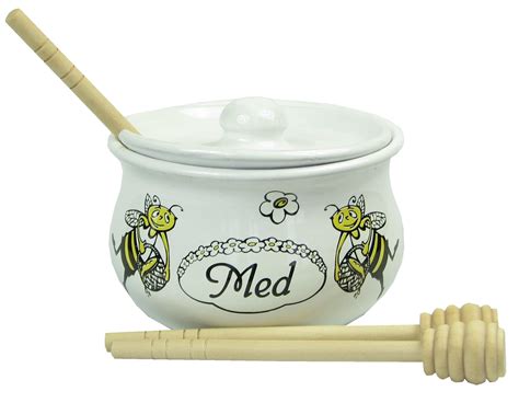 Nádoba s paradajkovou polievkou a lyžičkou