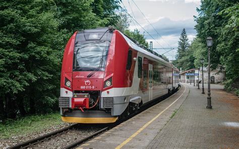 Nízkopodlažný vlak ZSSK