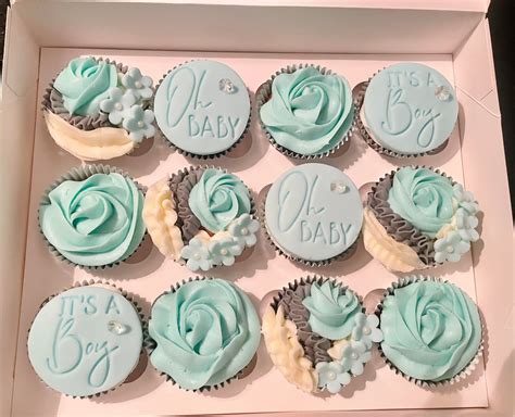 Cupcakes s nápisom 