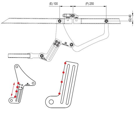 detail na skladací mechanizmus kočíka