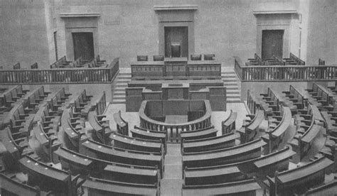 Archívna fotografia dobového parlamentu