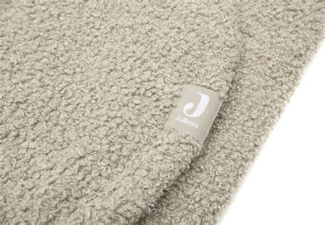 Detailný záber na štruktúru fleecového materiálu fusaku Belisima