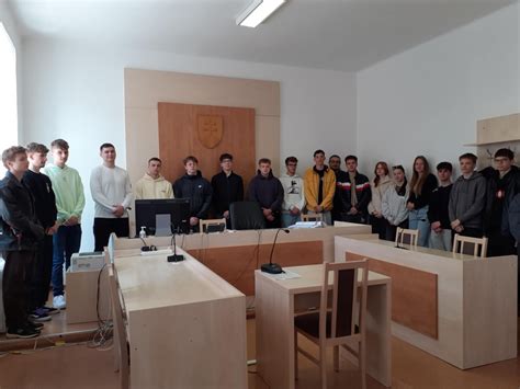 Ilustrácia súdneho pojednávania