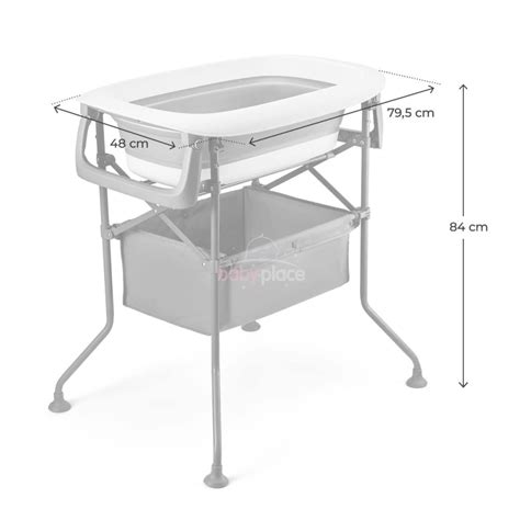 Ilustrácia rodiny s bábätkom a prebaľovacím pultom