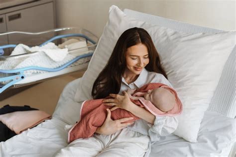 Porovnanie domáceho a nemocničného pôrodu