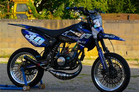 porovnanie radu motoriek od najmenšej 50cc po 230cc hondu