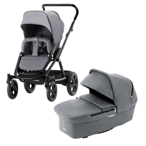 Britax GO NEXT kočík s dieťaťom v parku
