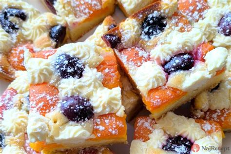 bublanina s marhuľami a čerešňami