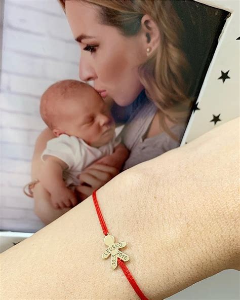 Personalizovaný šperk s menom a dátumom narodenia bábätka