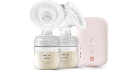 Rodina na výlete s dávkovačom sušeného mlieka Philips Avent