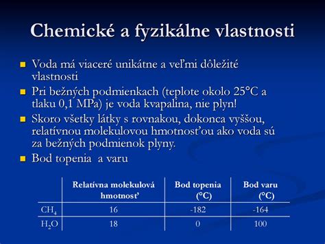 Dieťa objavuje fyzikálne vlastnosti vody a predmetov