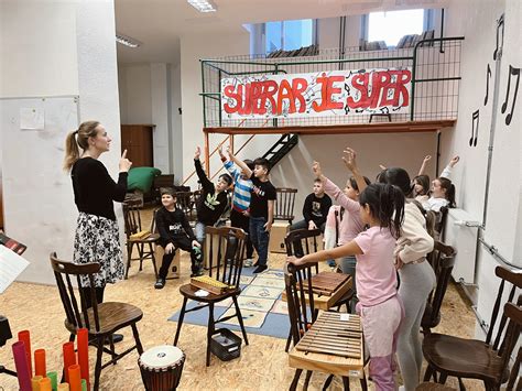Deti spievajúce v zbore Superar