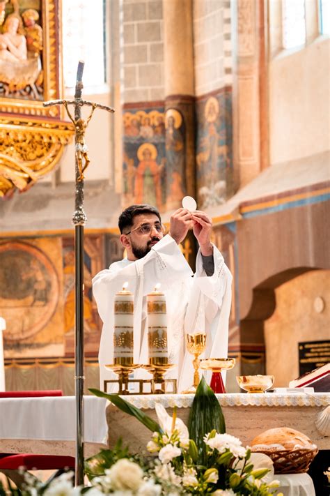 Biblické scény: Krst Jána Krstiteľa a Ježišove slová o krste